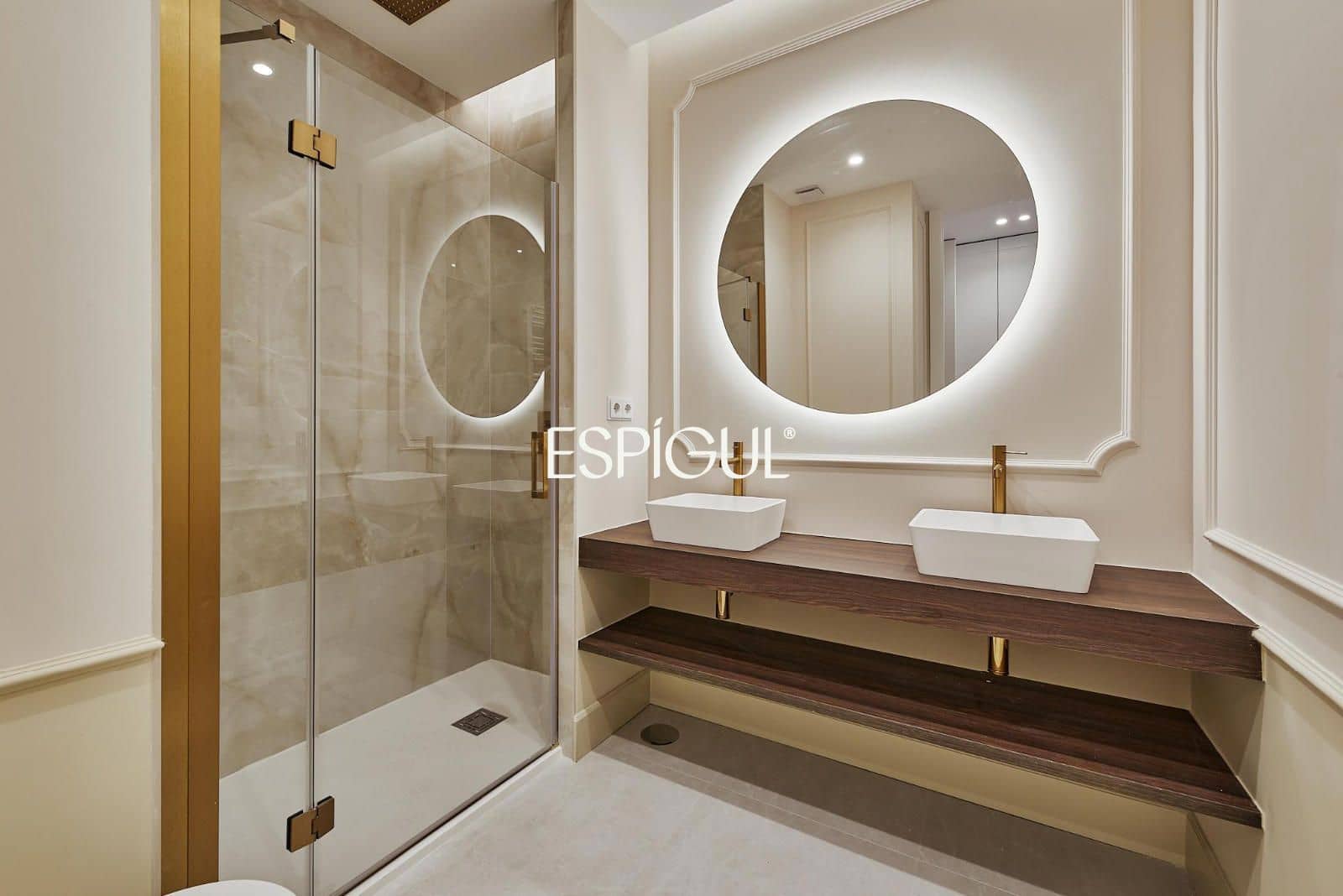 3 bedroom Flat for sale in Madrid city with garage - € 2,139,000 (Ref: 10016219)