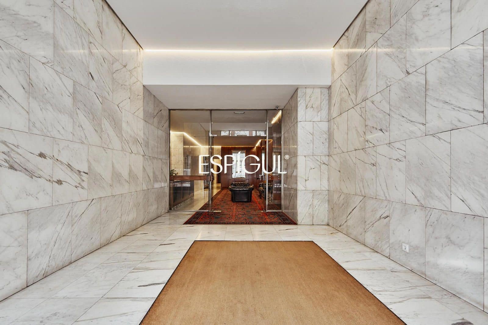 3 bedroom Flat for sale in Madrid city with garage - € 2,139,000 (Ref: 10016219)