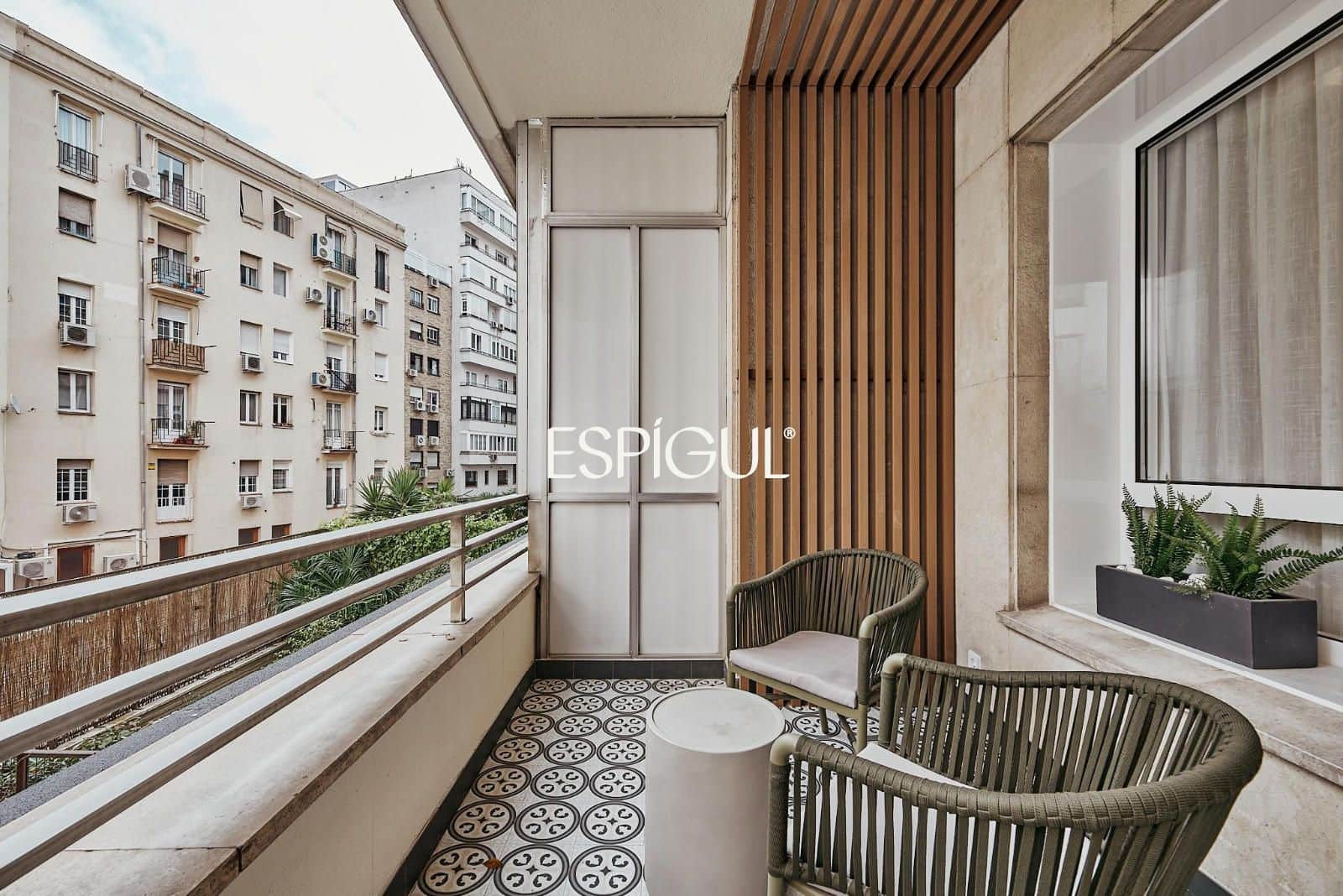 3 bedroom Flat for sale in Madrid city with garage - € 2,139,000 (Ref: 10016219)