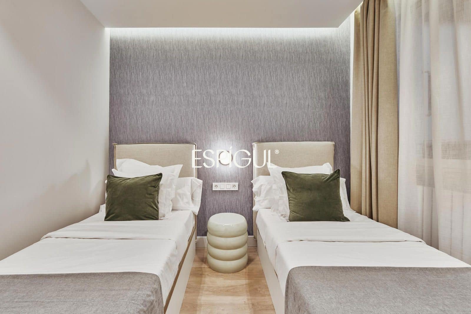 3 bedroom Flat for sale in Madrid city - € 1,449,000 (Ref: 10016222)