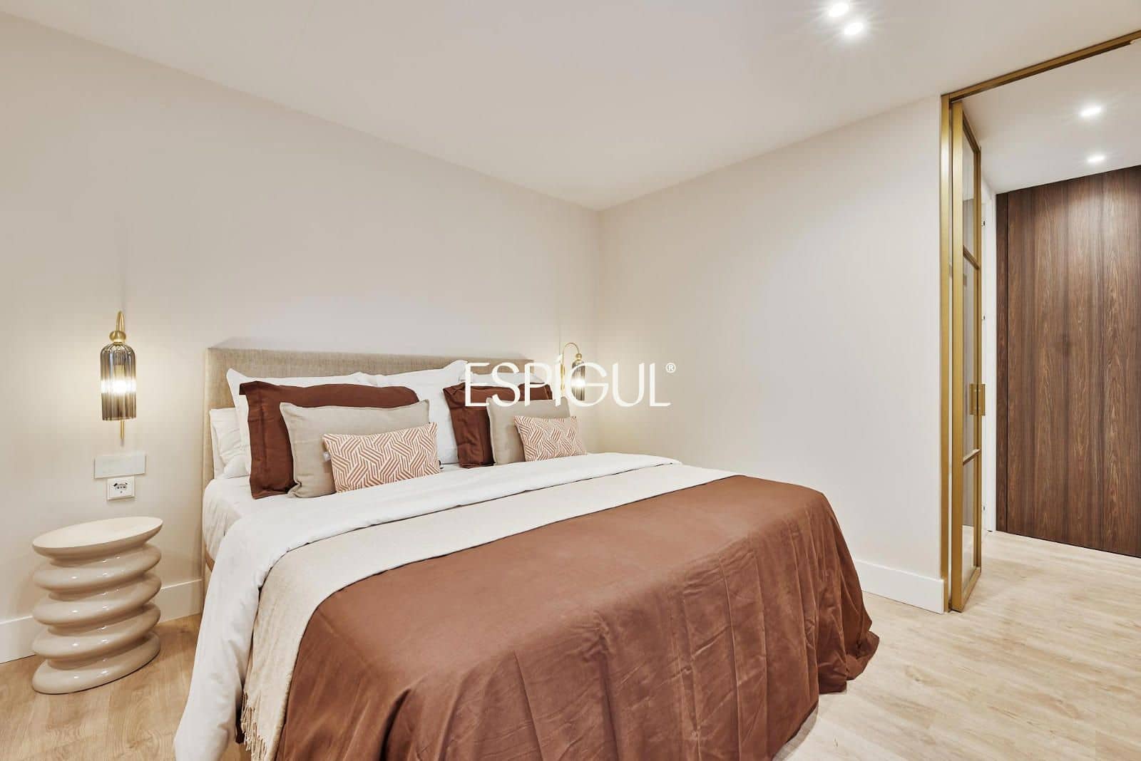 3 bedroom Flat for sale in Madrid city with garage - € 2,919,000 (Ref: 10016226)