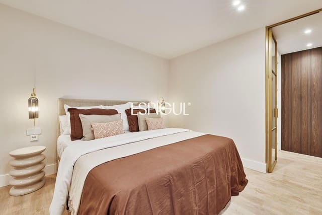 3 bedroom Flat for sale in Castellana, Madrid city with garage - € 2,919,000 (Ref: 10016226)