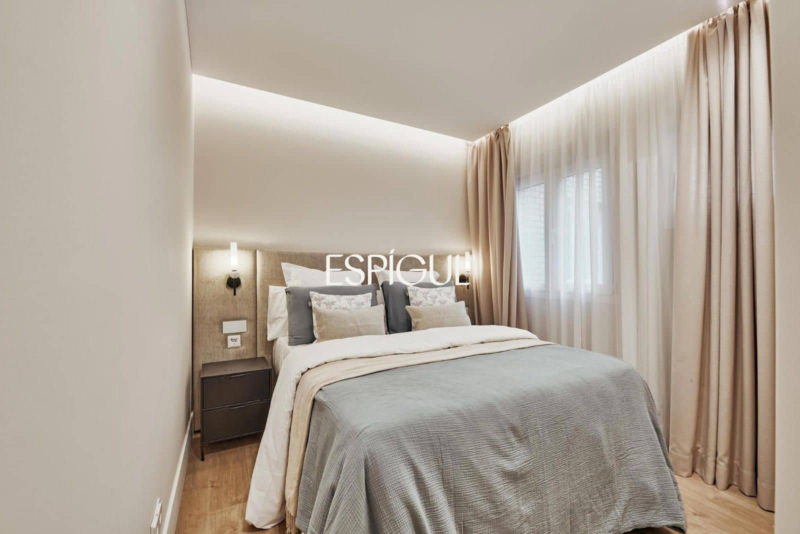 3 bedroom Flat for sale in Madrid city with garage - € 2,919,000 (Ref: 10016226)