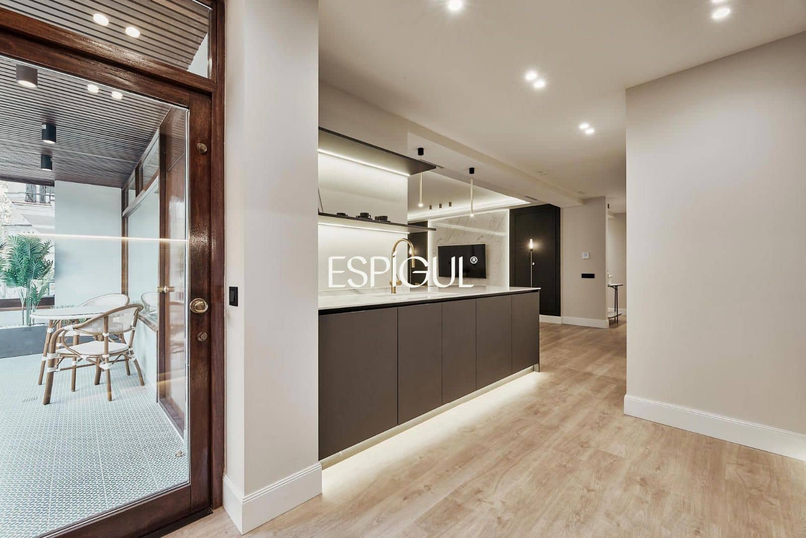 3 sovrum Lägenhet till salu i Madrid stad - 2 049 000 € (Ref: 10016228)