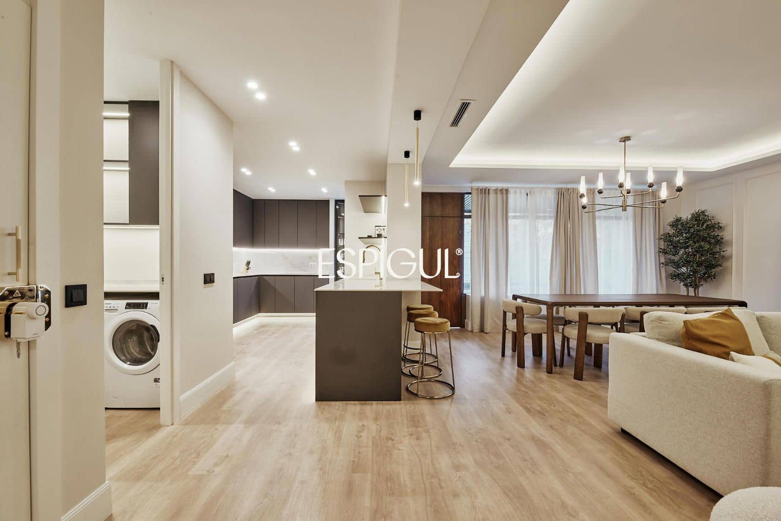 3 sovrum Lägenhet till salu i Madrid stad - 2 049 000 € (Ref: 10016228)