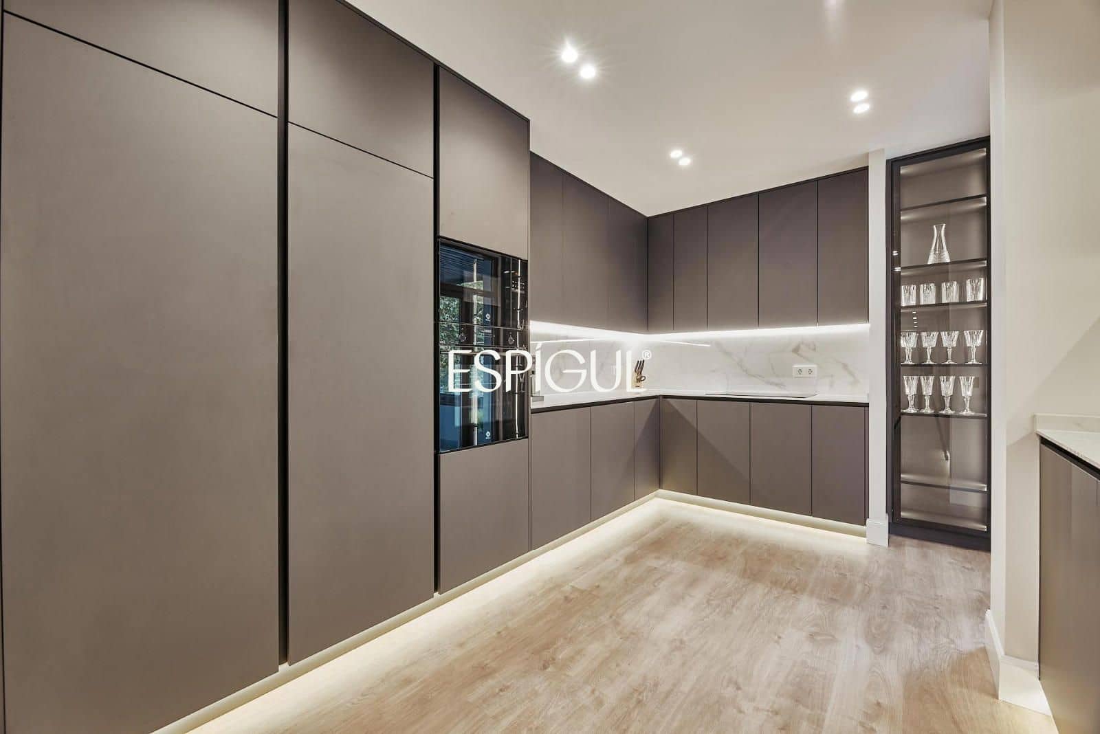 3 sovrum Lägenhet till salu i Madrid stad - 2 049 000 € (Ref: 10016228)