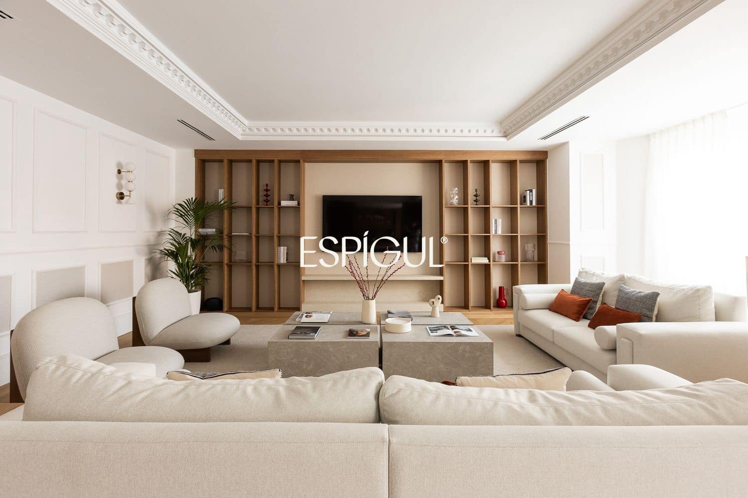 5 slaapkamer Flat te koop in Madrid stad met garage - € 7.900.000 (Ref: 10016230)