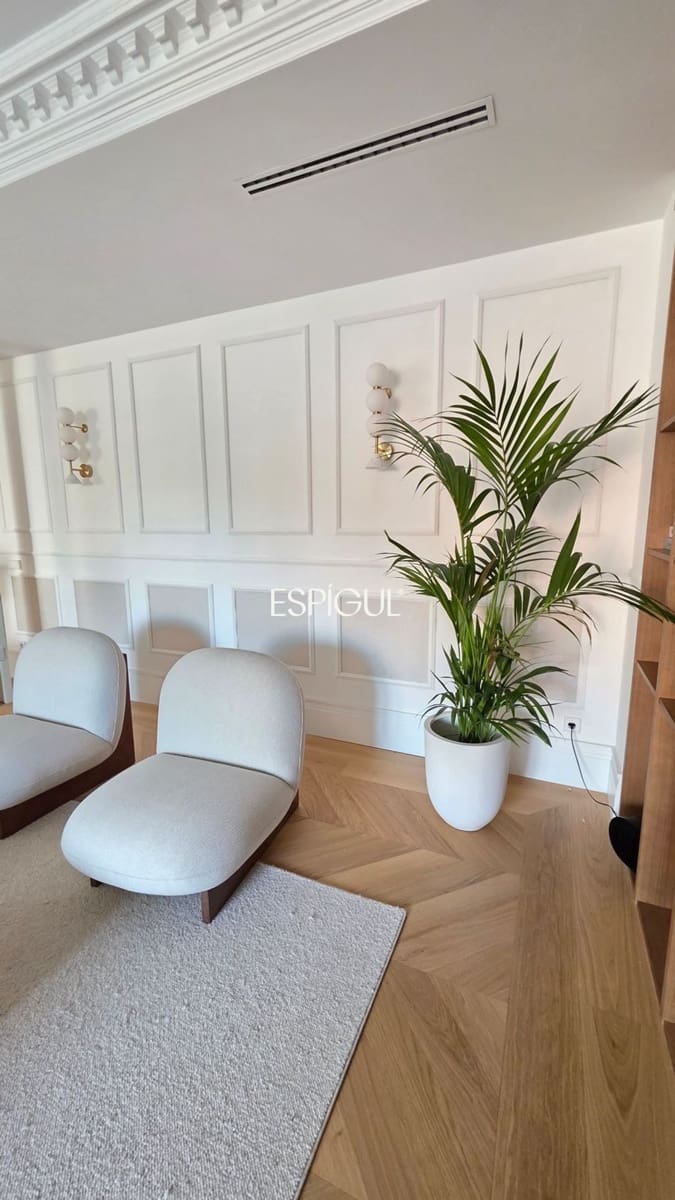 5 slaapkamer Flat te koop in Madrid stad met garage - € 7.900.000 (Ref: 10016230)