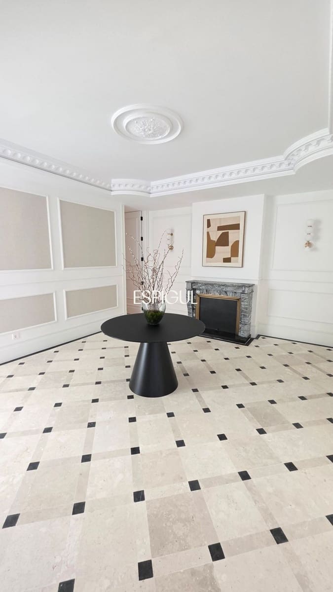 5 slaapkamer Flat te koop in Madrid stad met garage - € 7.900.000 (Ref: 10016230)