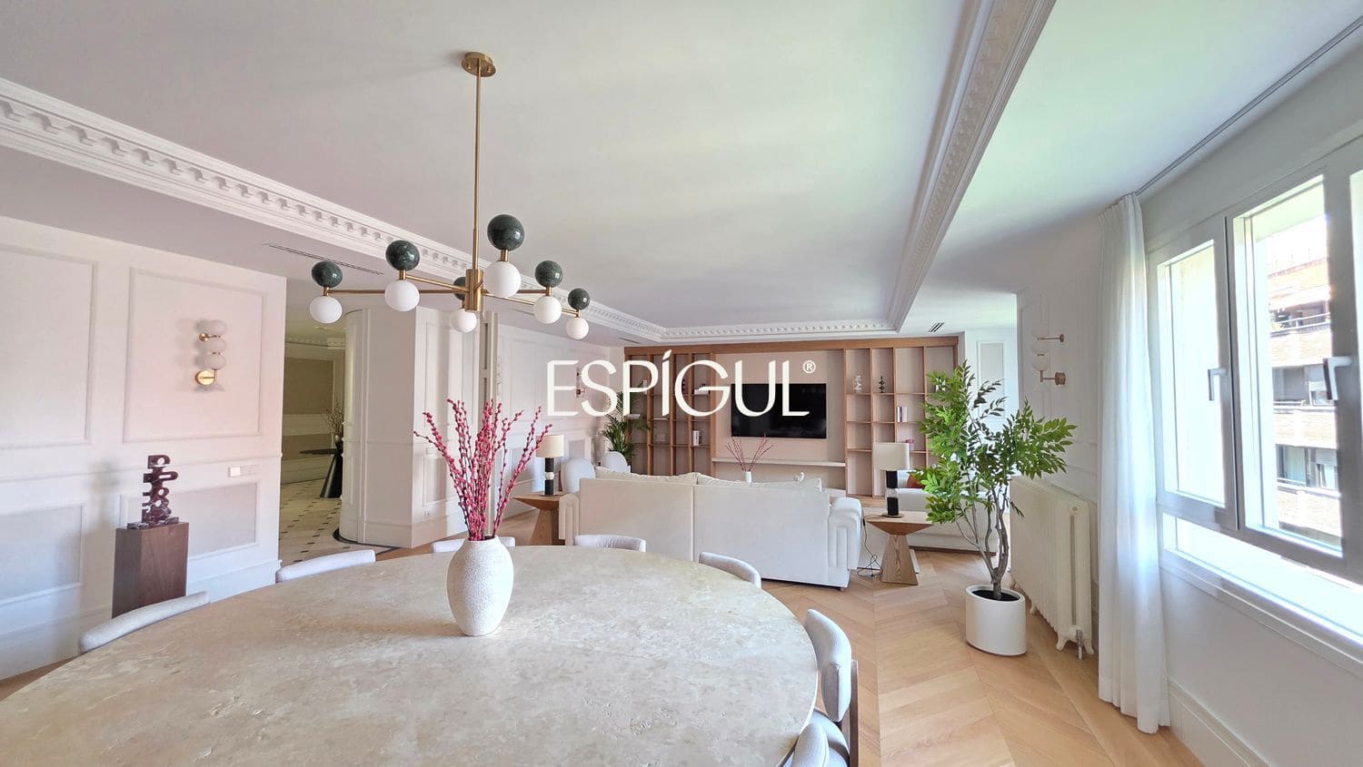 5 slaapkamer Flat te koop in Madrid stad met garage - € 7.900.000 (Ref: 10016230)