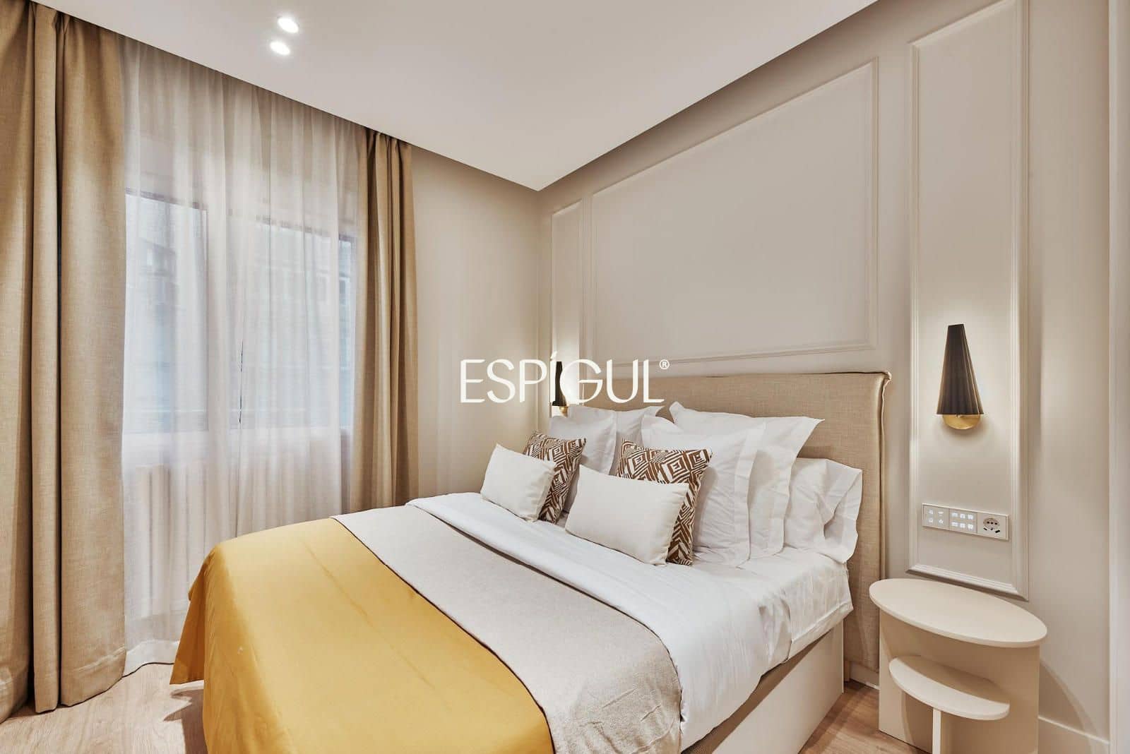 2 bedroom Flat for sale in Madrid city - € 1,150,000 (Ref: 10016235)