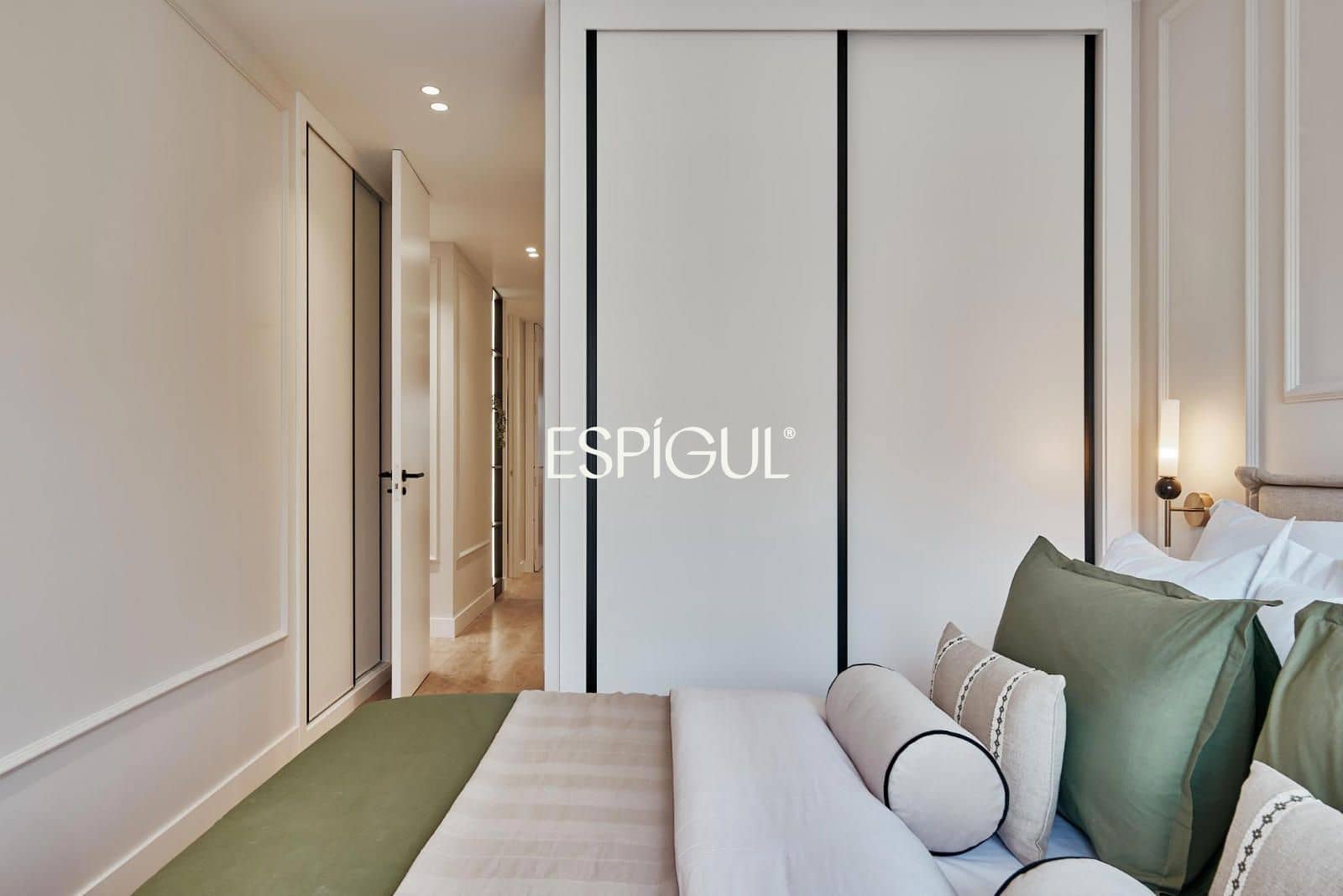 2 bedroom Flat for sale in Madrid city - € 1,150,000 (Ref: 10016235)