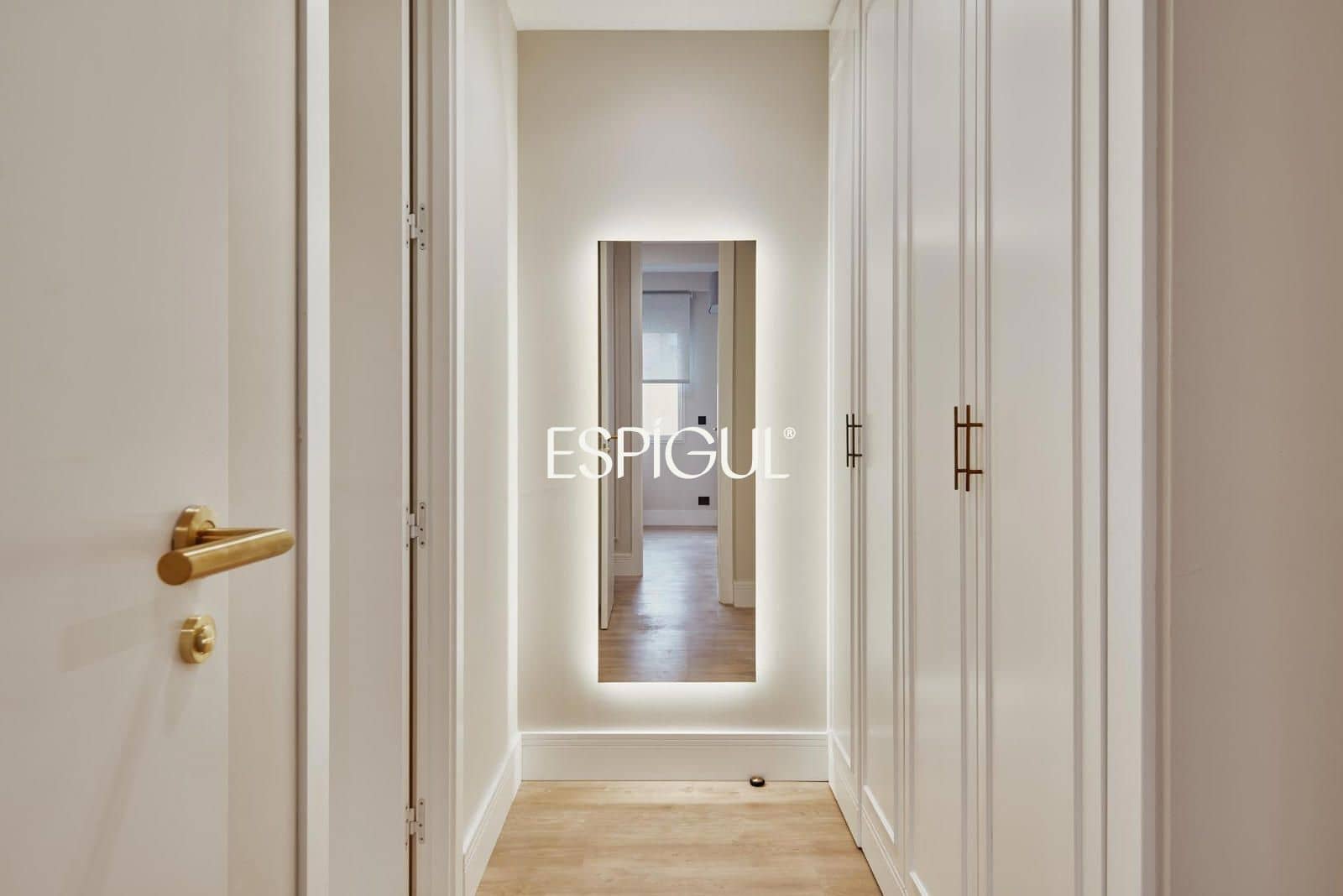 3 bedroom Flat for sale in Madrid city - € 1,325,000 (Ref: 10016237)