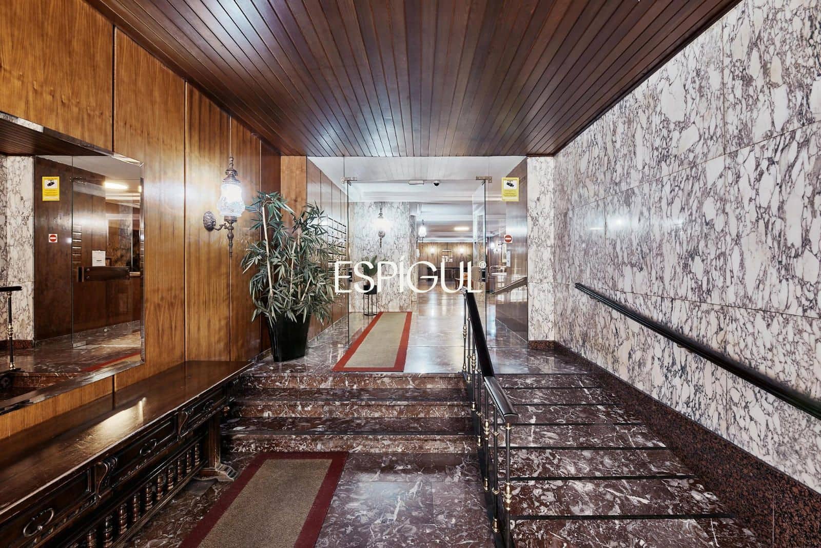 3 bedroom Flat for sale in Madrid city - € 1,325,000 (Ref: 10016237)