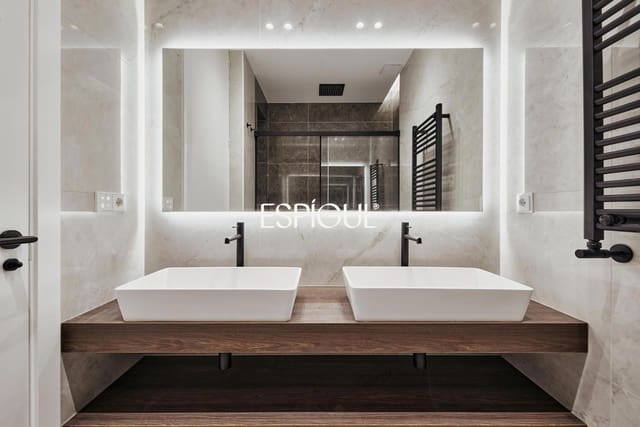 2 Zimmer Wohnung zu verkaufen in Argüelles, Madrid Stadt - 1.050.000 € (Ref: 10016238)