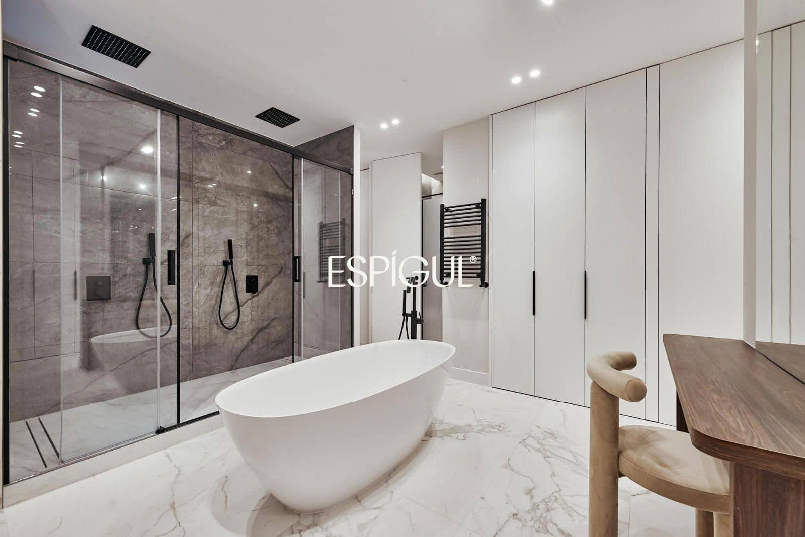 2 bedroom Flat for sale in Madrid city - € 1,050,000 (Ref: 10016238)