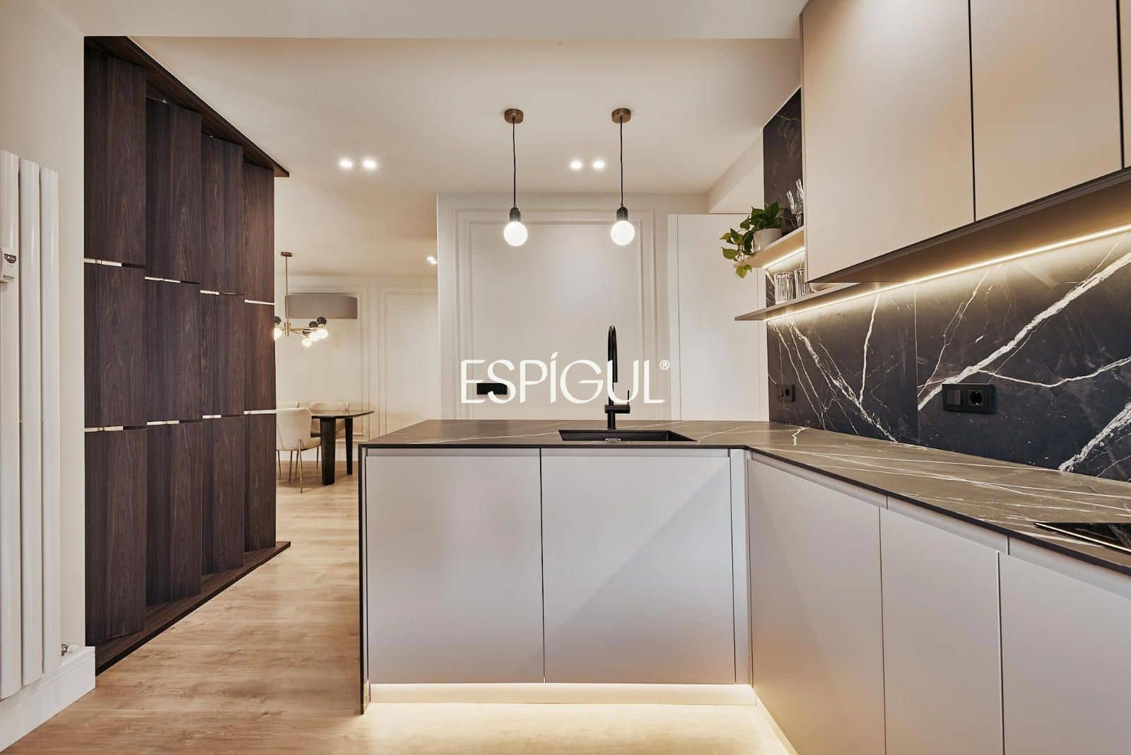 2 bedroom Flat for sale in Madrid city - € 1,050,000 (Ref: 10016238)