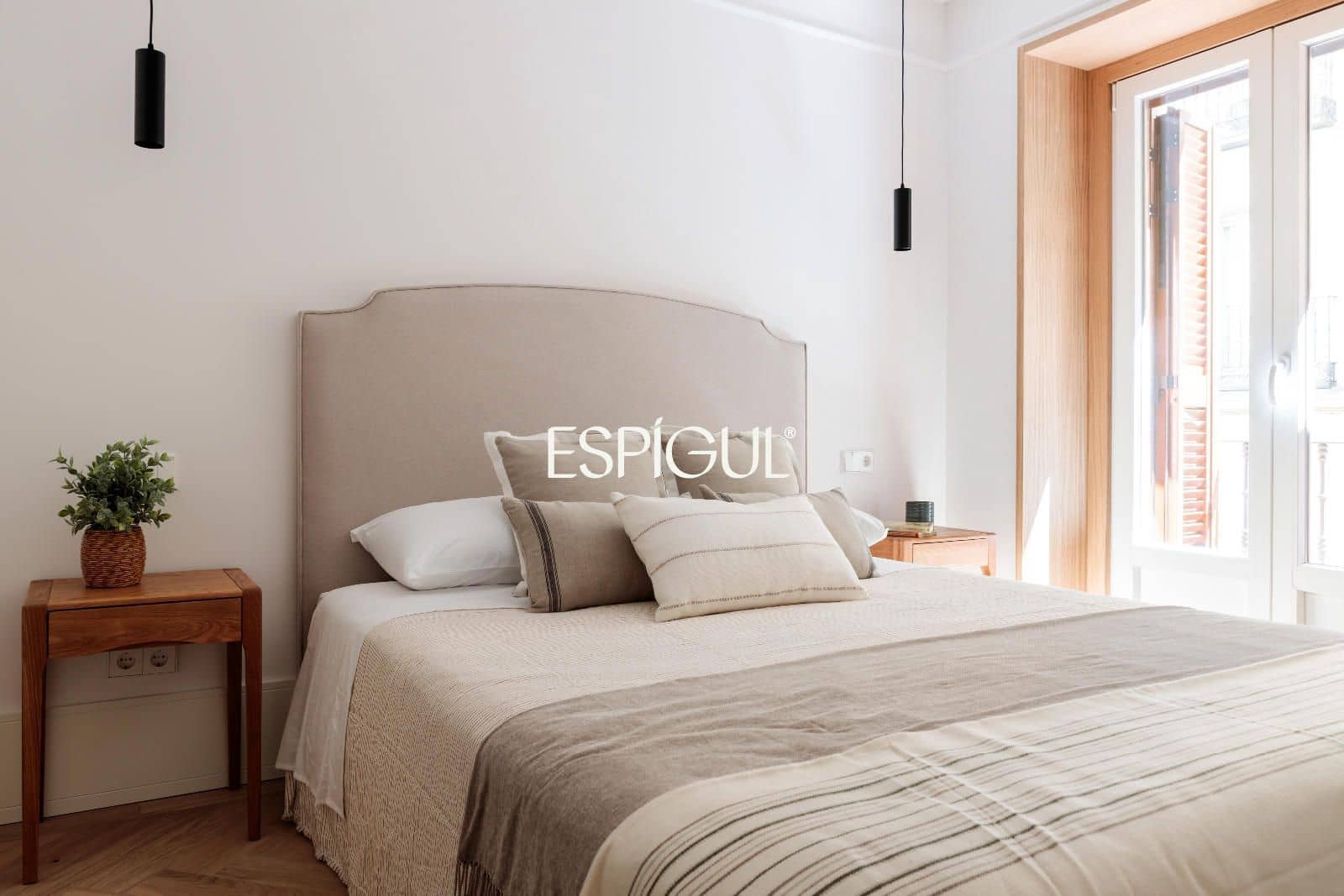 2 bedroom Flat for sale in Madrid city - € 1,295,000 (Ref: 10016240)