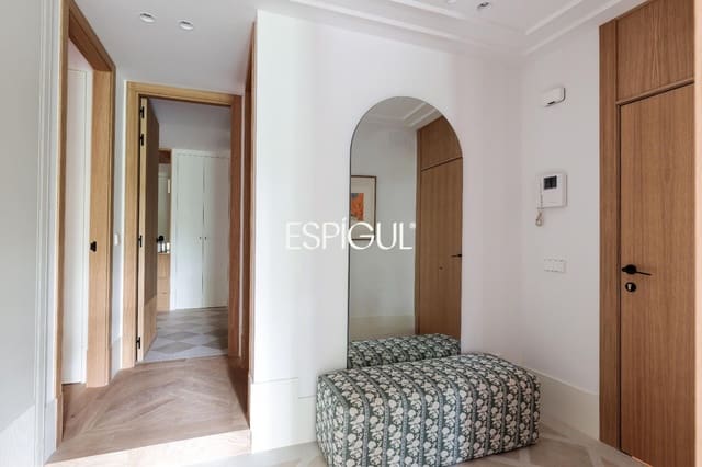 2 sovrum Lägenhet till salu i Palacio, Madrid stad - 1 295 000 € (Ref: 10016240)