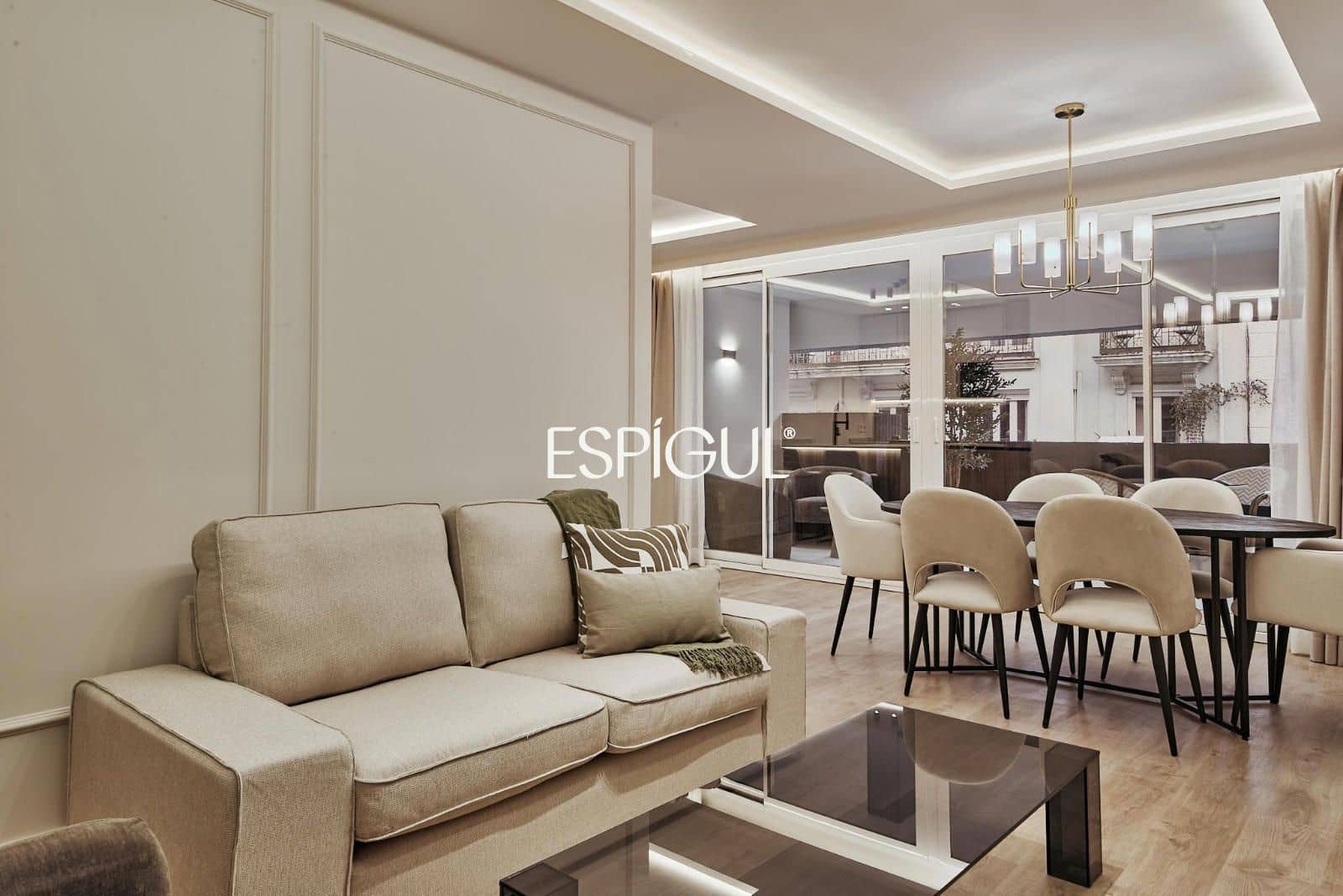 3 soveværelse Lejlighed til salg i Madrid by - € 1.989.000 (Ref: 10016242)