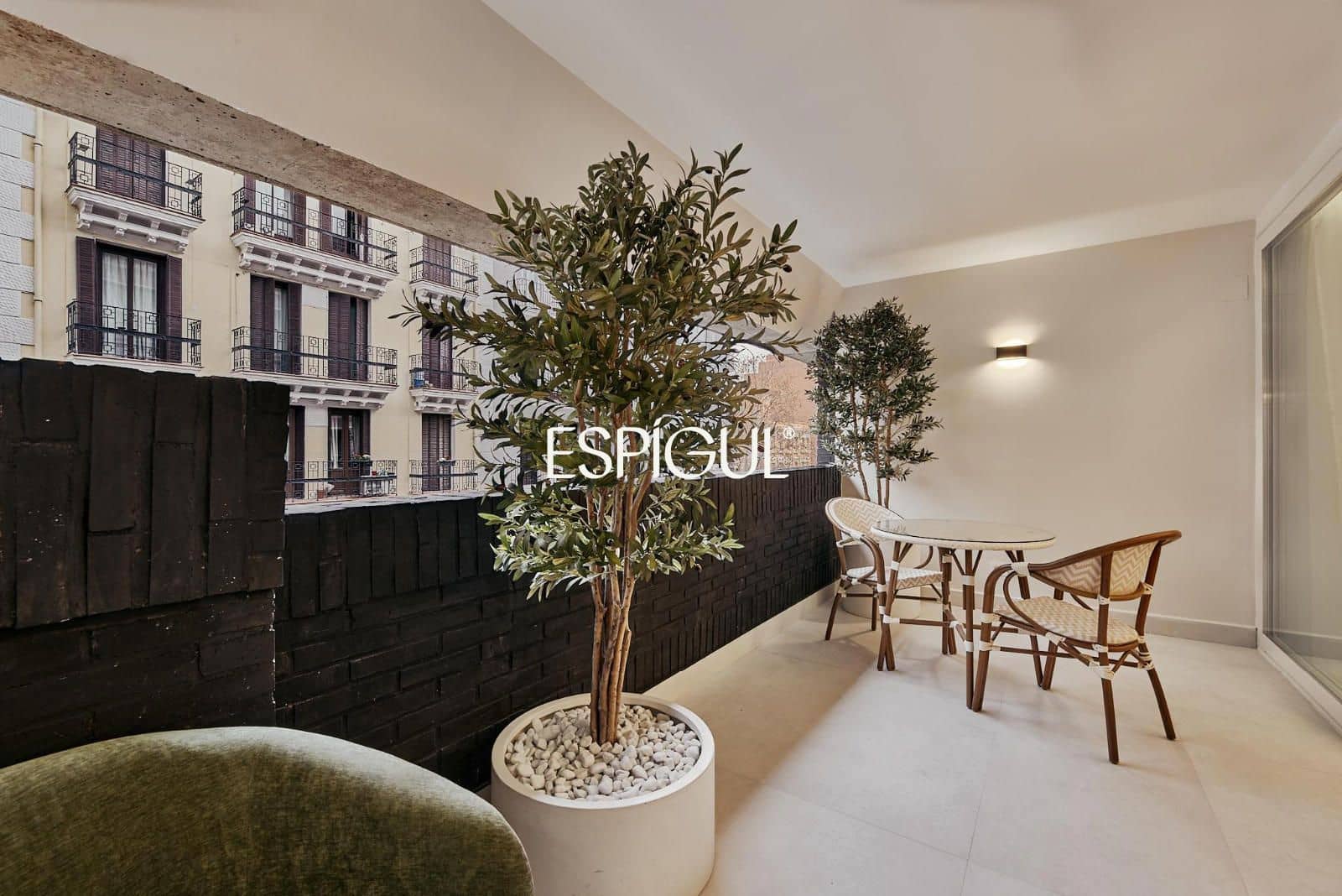 3 soveværelse Lejlighed til salg i Madrid by - € 1.989.000 (Ref: 10016242)