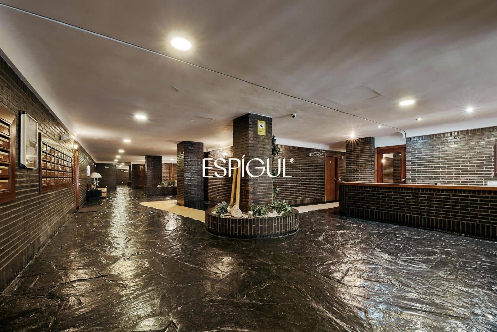 3 soveværelse Lejlighed til salg i Madrid by - € 1.989.000 (Ref: 10016242)