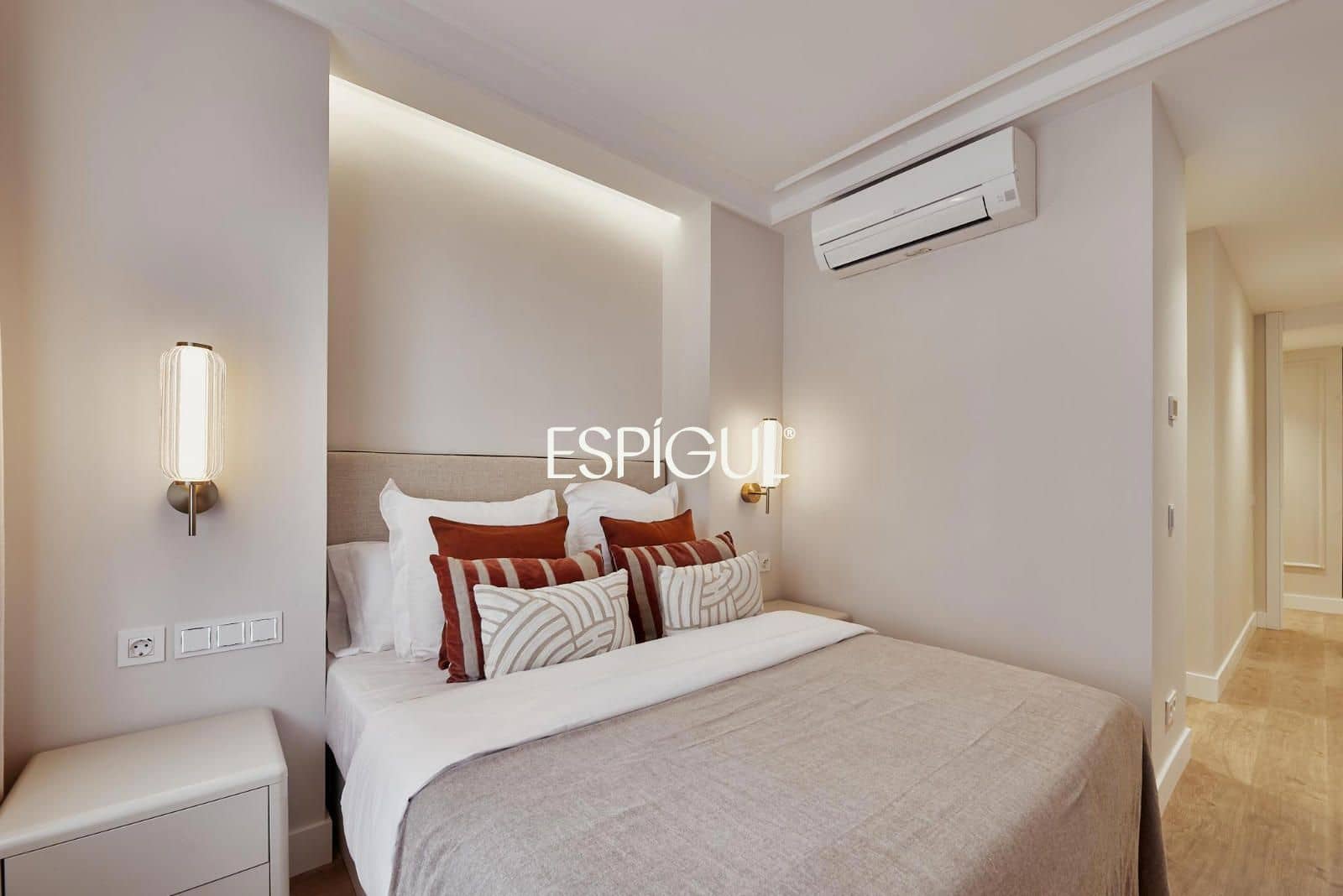 3 soveværelse Lejlighed til salg i Madrid by - € 1.989.000 (Ref: 10016242)