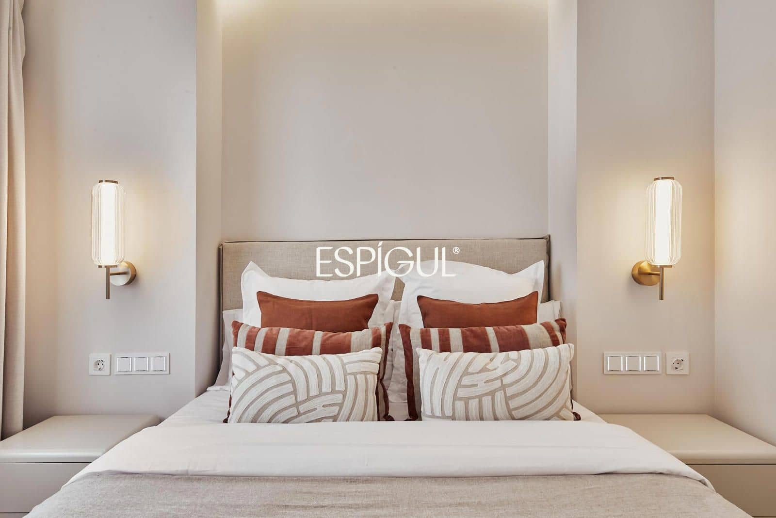3 soveværelse Lejlighed til salg i Madrid by - € 1.989.000 (Ref: 10016242)
