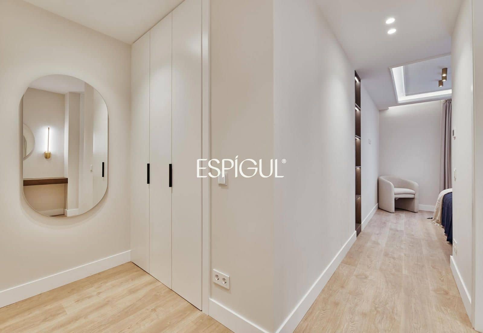 3 soveværelse Lejlighed til salg i Madrid by - € 1.989.000 (Ref: 10016242)