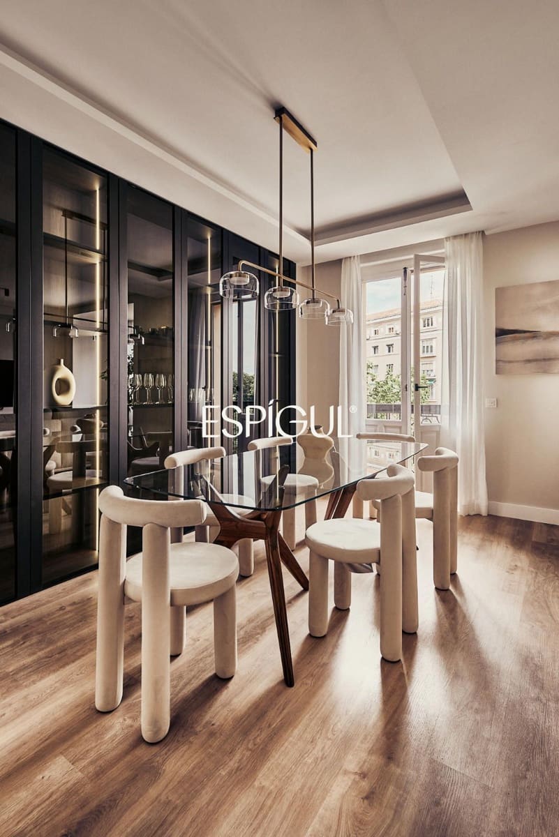 Piso de 3 habitaciones en Madrid ciudad en venta - 1.799.000 € (Ref: 10016243)