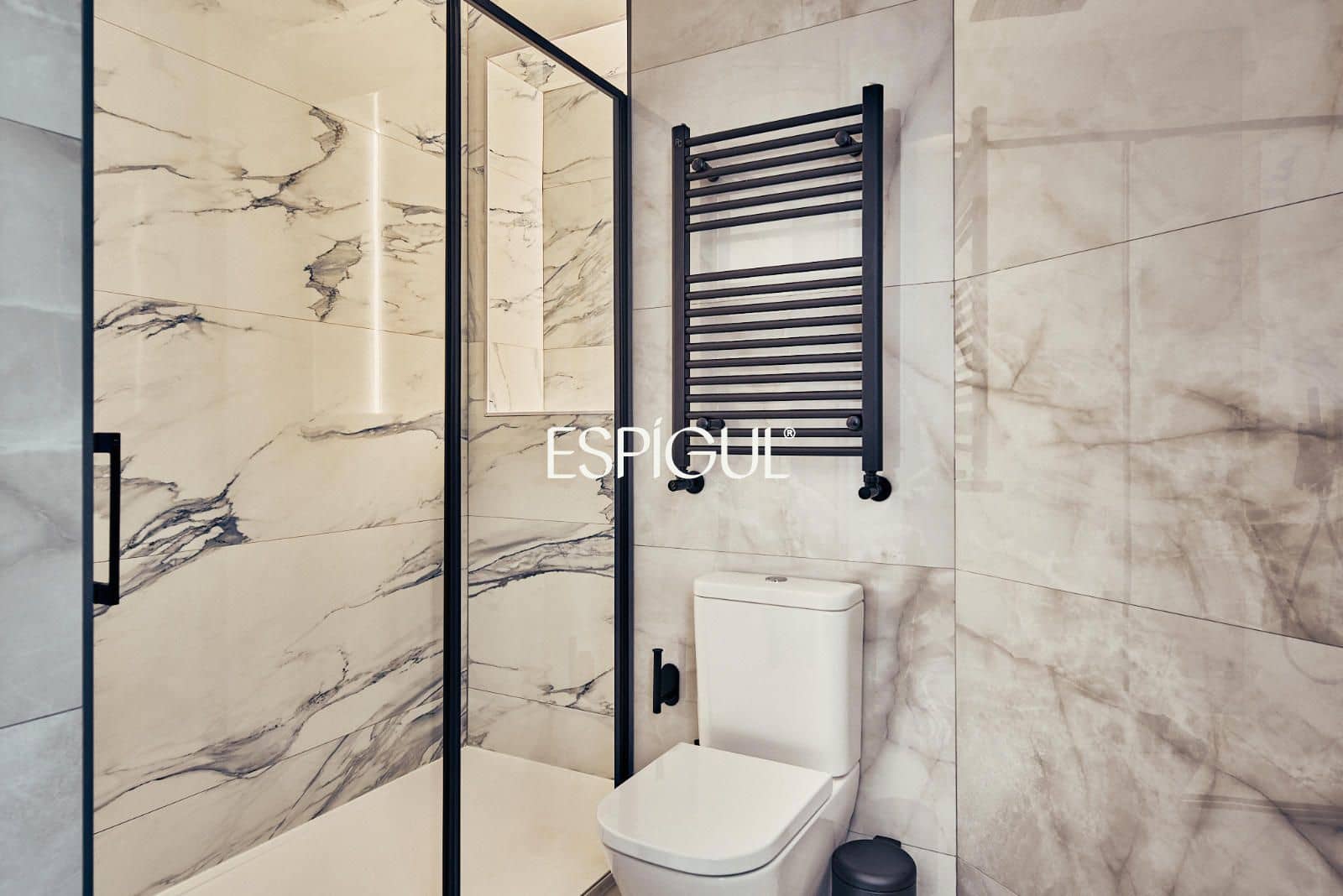 Piso de 3 habitaciones en Madrid ciudad en venta - 1.799.000 € (Ref: 10016243)