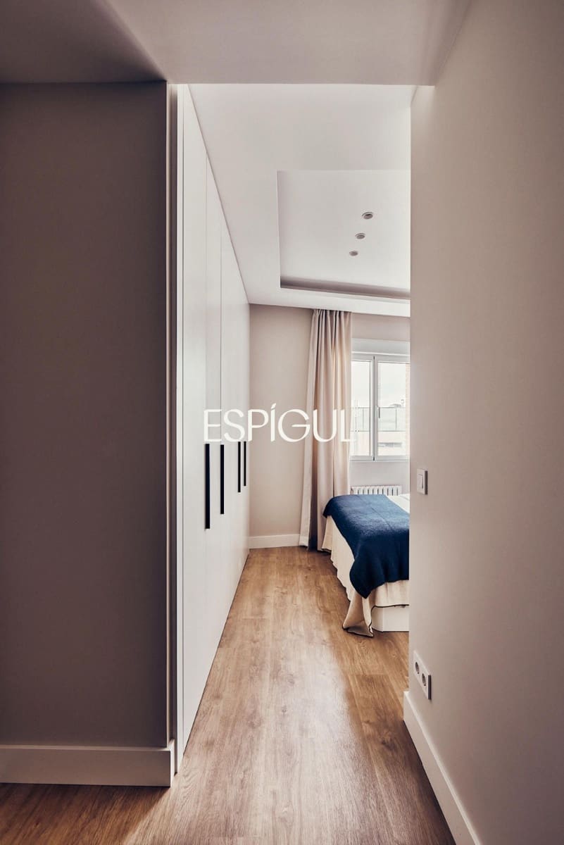 2 bedroom Flat for sale in Madrid city - € 1,299,000 (Ref: 10016244)