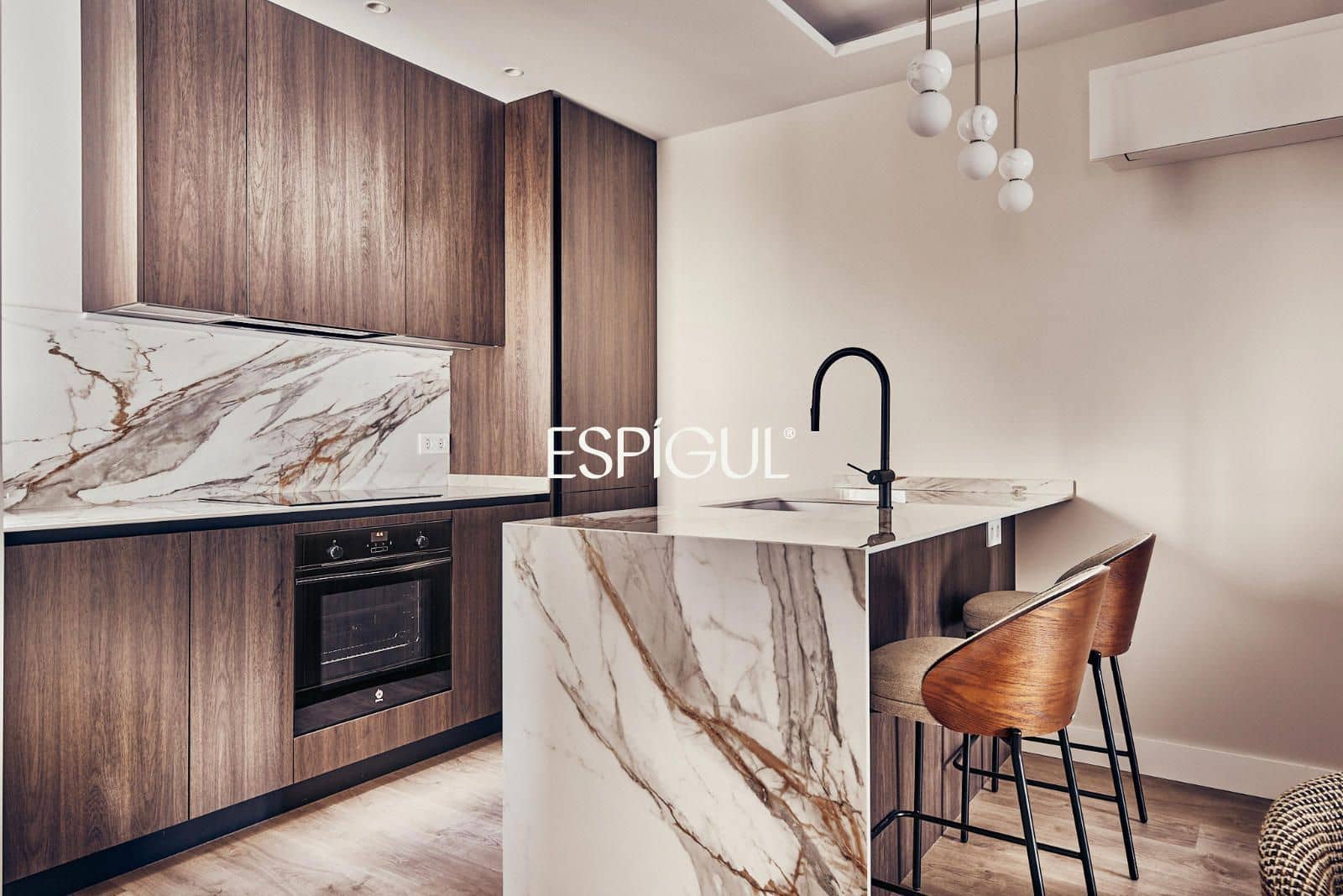 2 bedroom Flat for sale in Madrid city - € 1,299,000 (Ref: 10016244)
