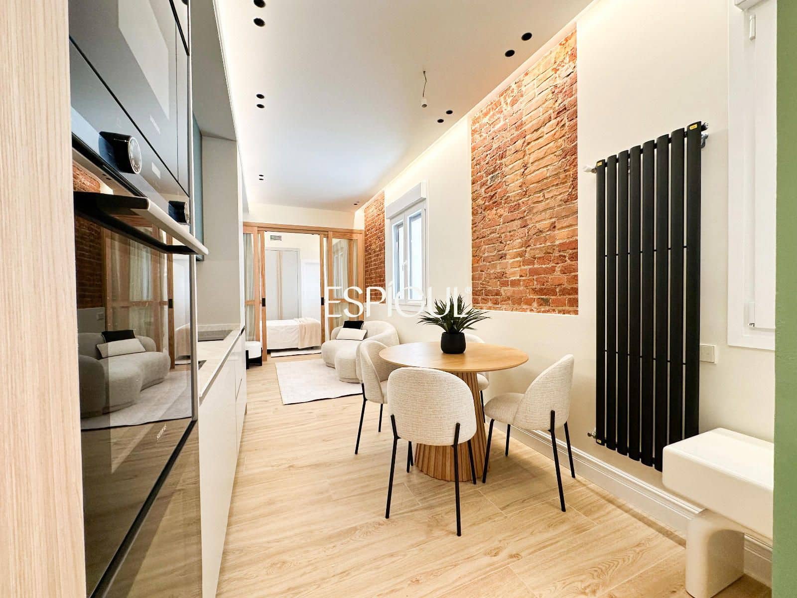 2 slaapkamer Flat te koop in Madrid stad - € 650.000 (Ref: 10016245)