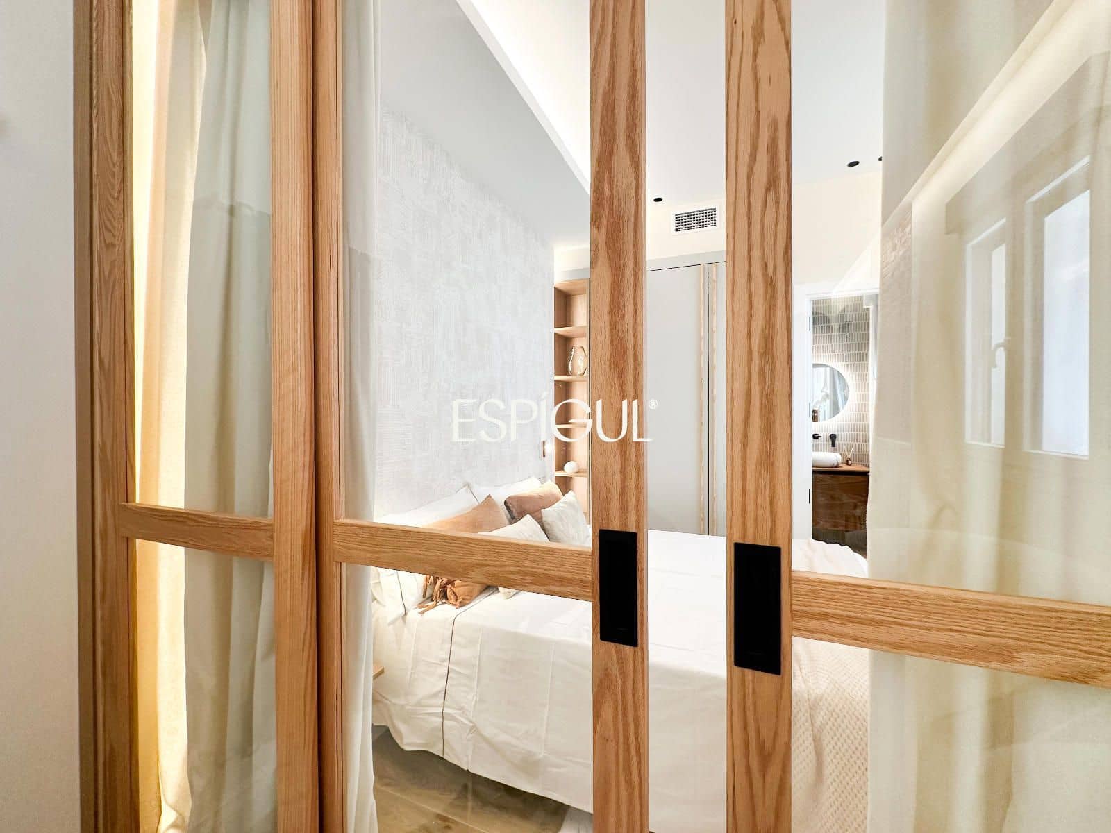 2 slaapkamer Flat te koop in Madrid stad - € 650.000 (Ref: 10016245)