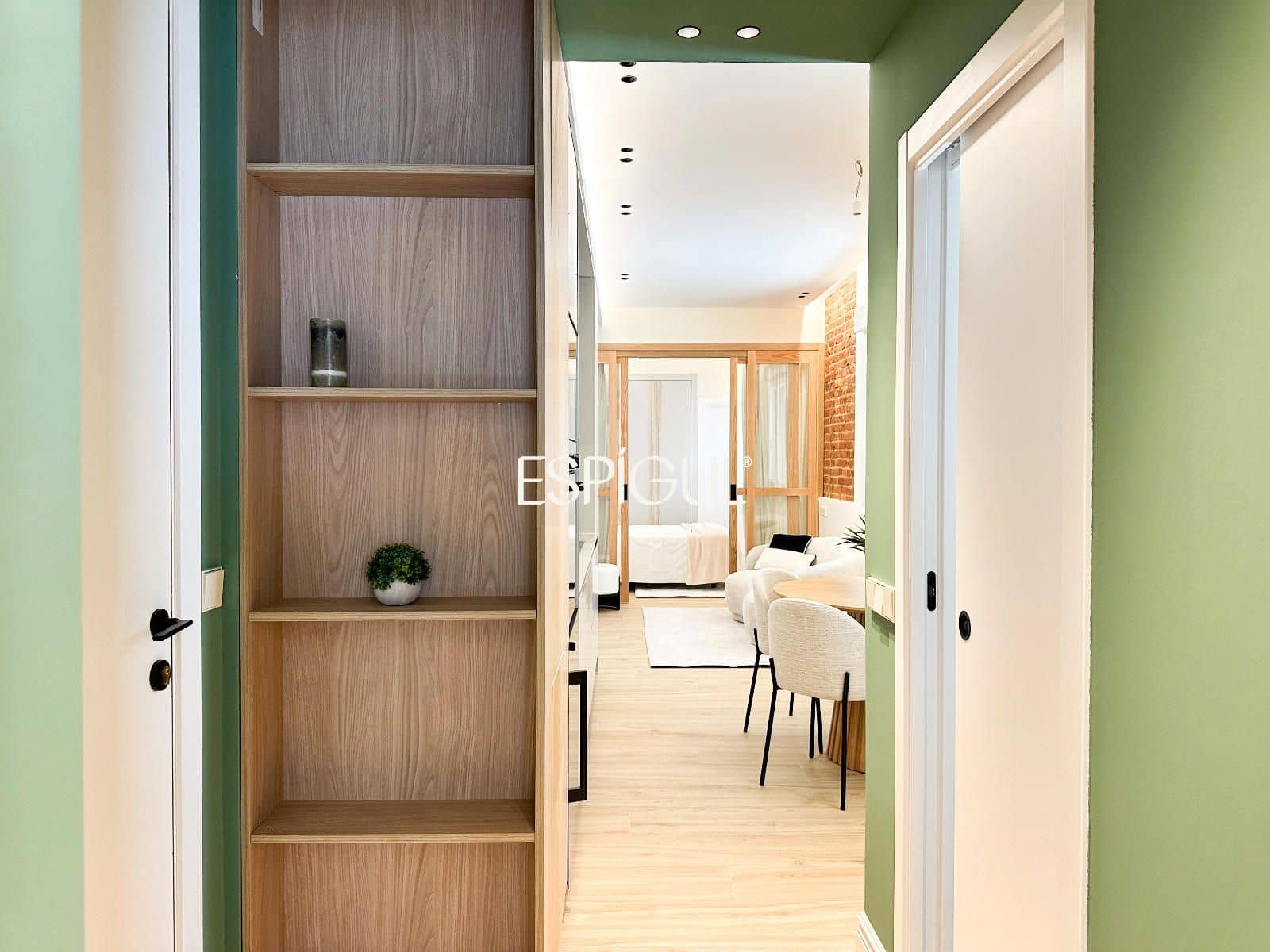 2 slaapkamer Flat te koop in Madrid stad - € 650.000 (Ref: 10016245)
