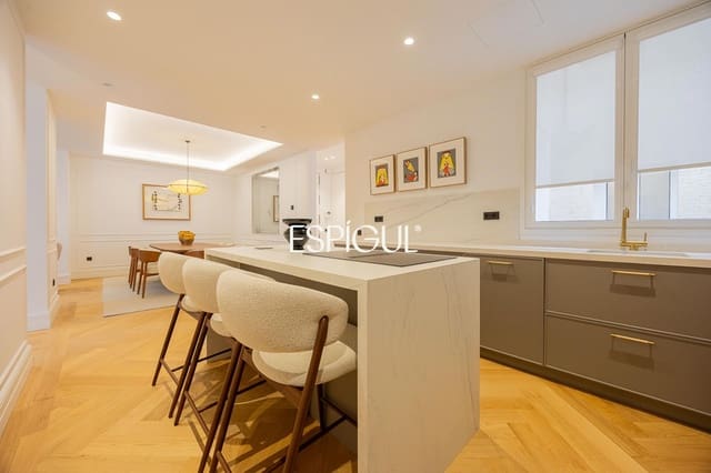3 soverom Leilighet til salgs i Almagro, Madrid by - € 3 900 000 (Ref: 10016246)
