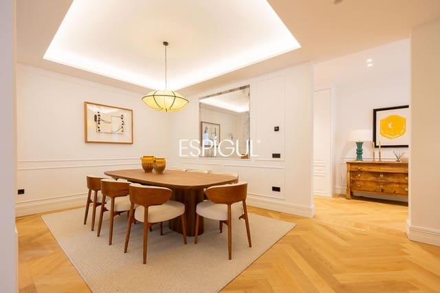 3 soverom Leilighet til salgs i Almagro, Madrid by - € 3 900 000 (Ref: 10016246)