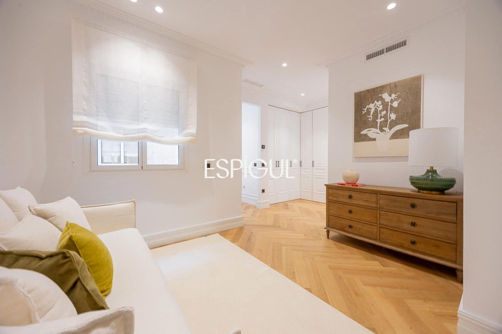 3 bedroom Flat for sale in Madrid city - € 3,900,000 (Ref: 10016246)