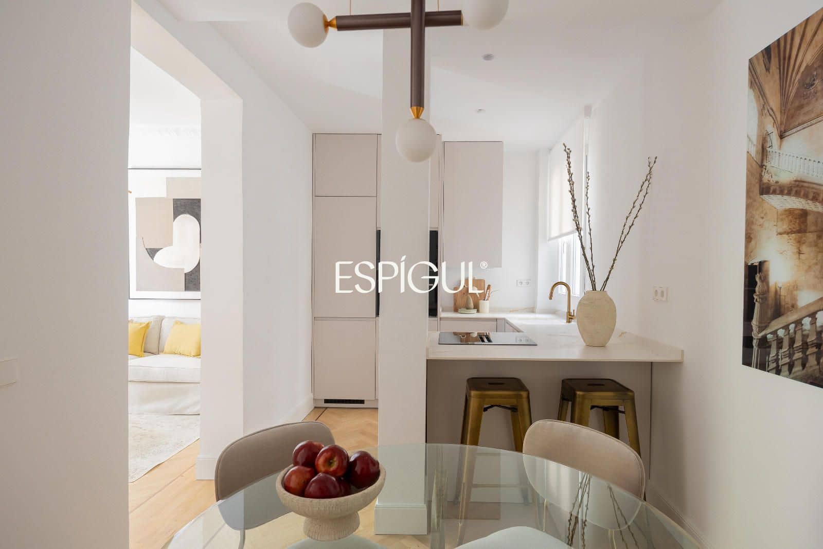 Piso de 2 habitaciones en Madrid ciudad en venta - 1.690.000 € (Ref: 10016247)