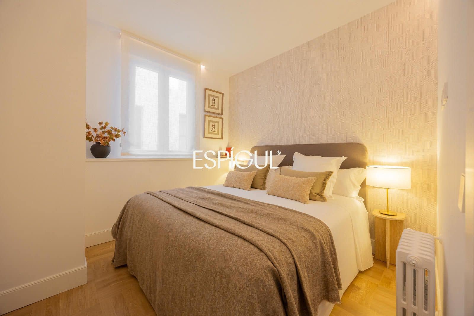 Piso de 2 habitaciones en Madrid ciudad en venta - 1.690.000 € (Ref: 10016247)