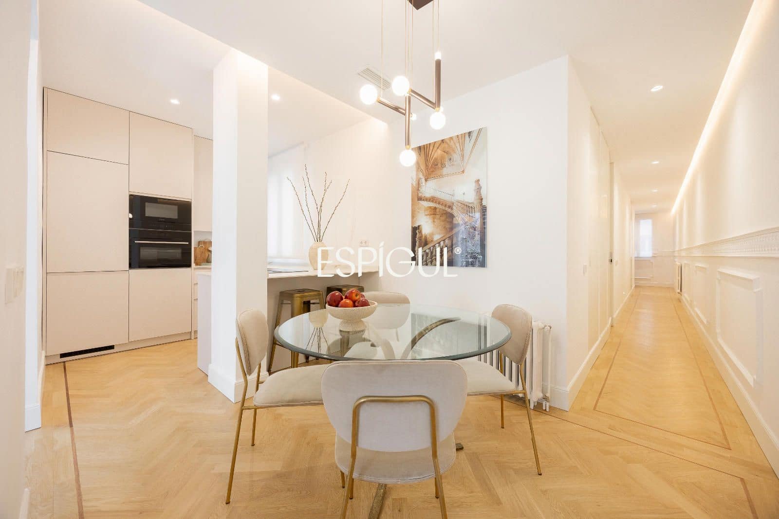 Piso de 2 habitaciones en Madrid ciudad en venta - 1.690.000 € (Ref: 10016247)