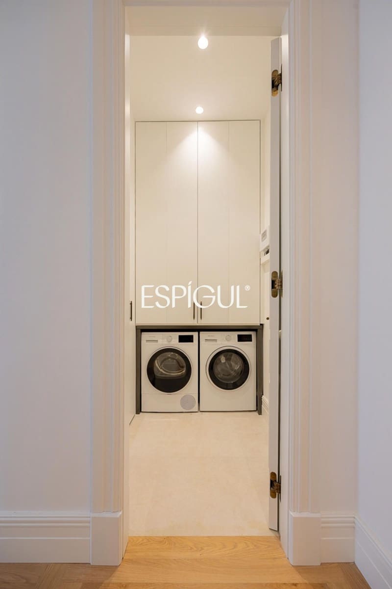 4 slaapkamer Flat te koop in Madrid stad - € 7.200.000 (Ref: 10016250)