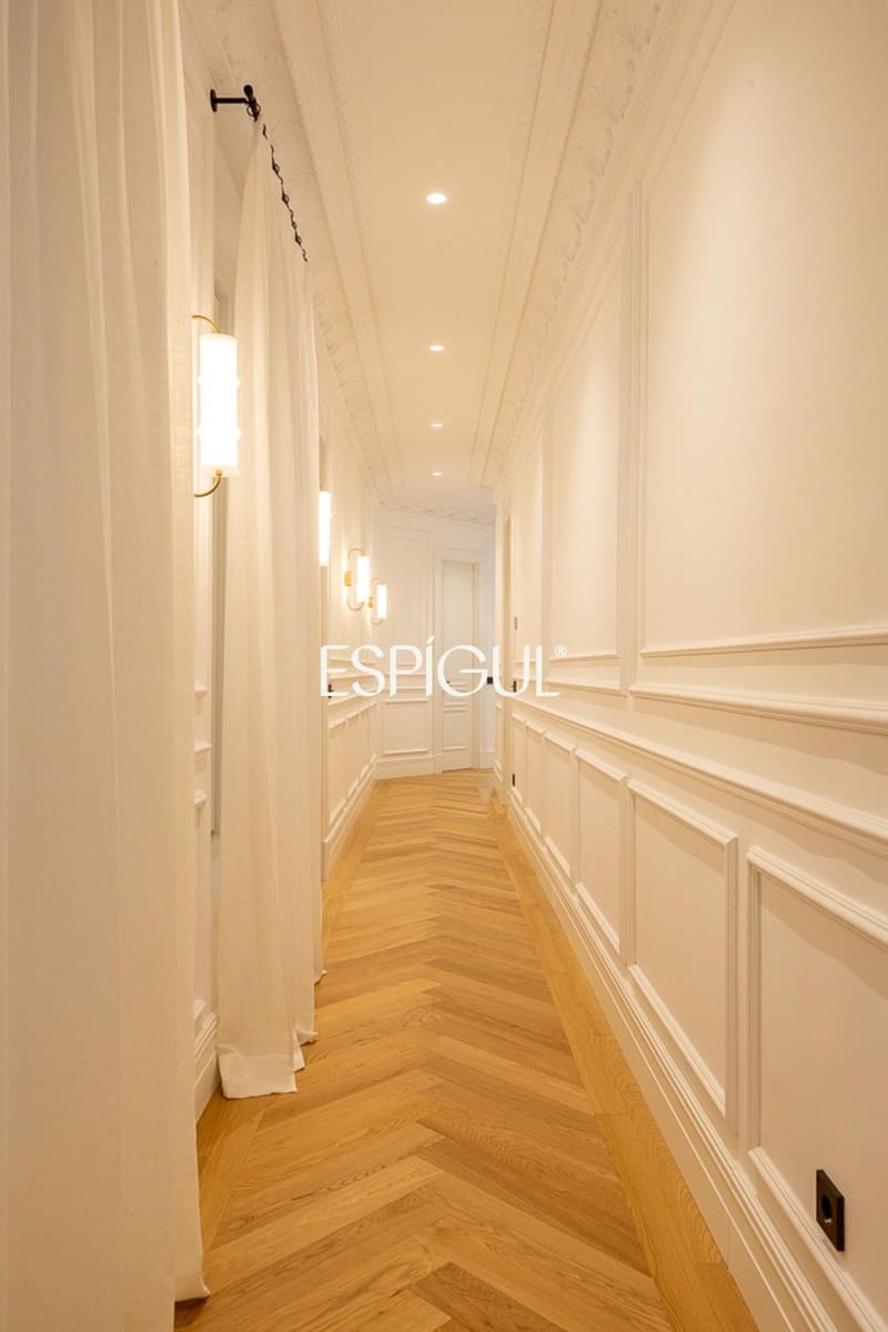 4 slaapkamer Flat te koop in Madrid stad - € 7.200.000 (Ref: 10016250)