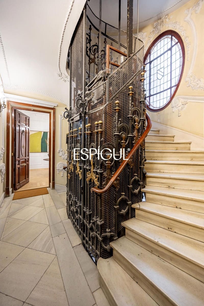 4 slaapkamer Flat te koop in Madrid stad - € 7.200.000 (Ref: 10016250)
