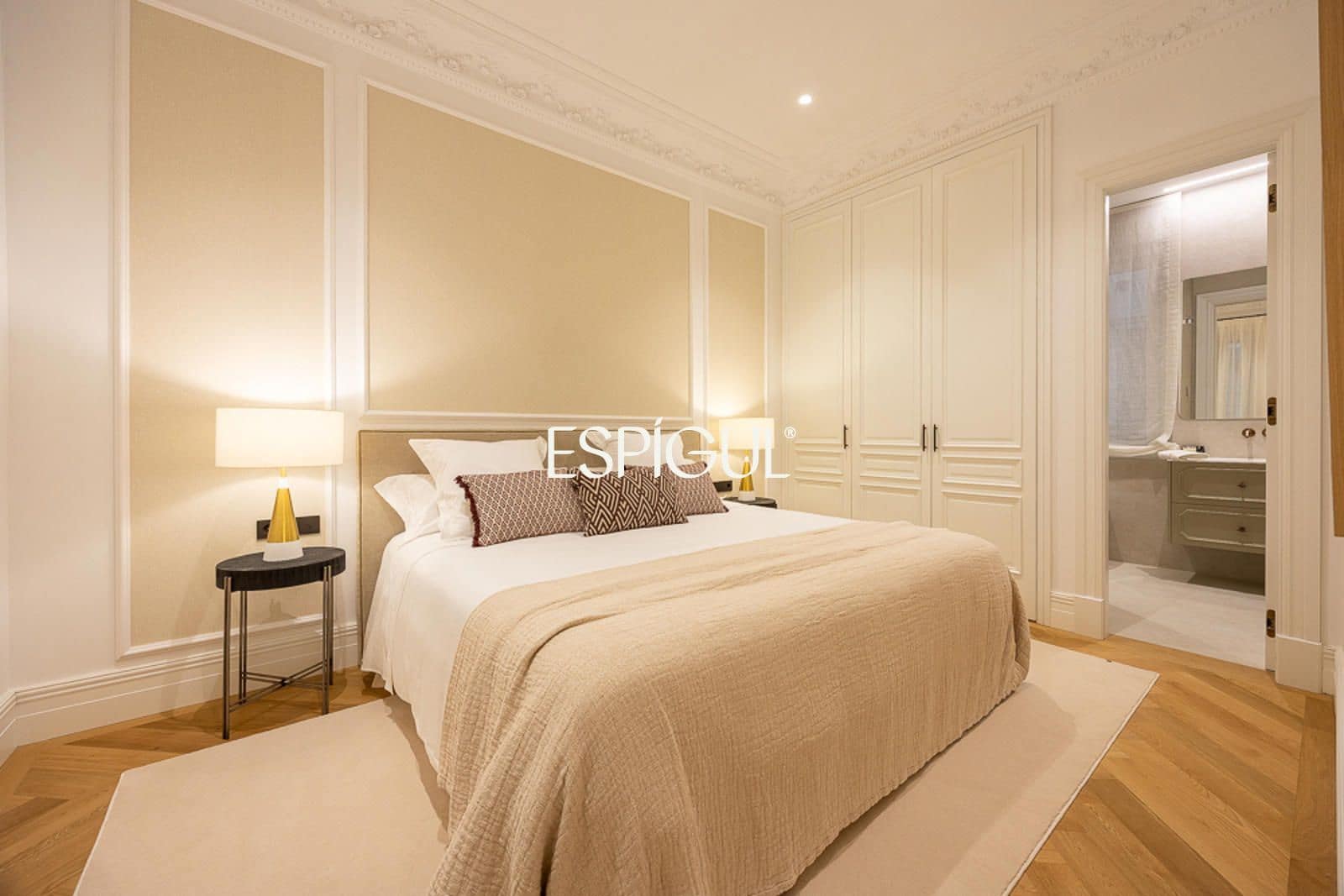 4 slaapkamer Flat te koop in Madrid stad - € 7.200.000 (Ref: 10016250)