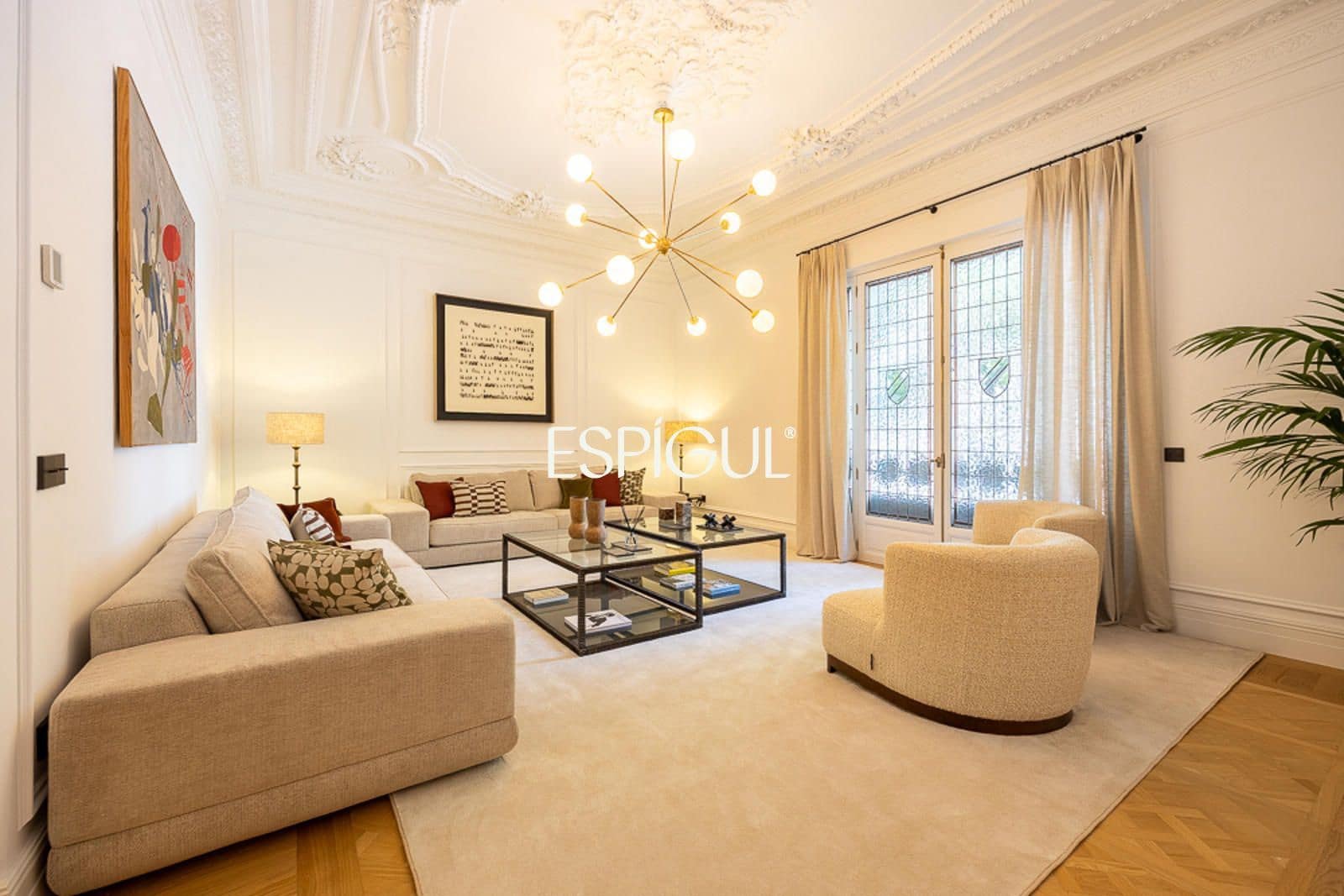 4 slaapkamer Flat te koop in Madrid stad - € 7.200.000 (Ref: 10016250)