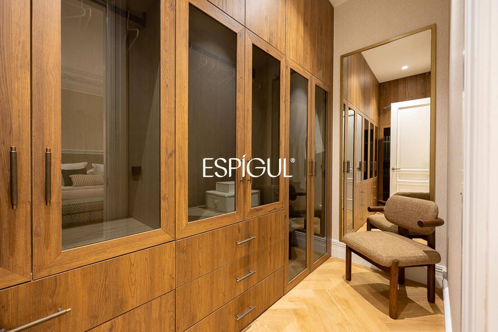 4 slaapkamer Flat te koop in Madrid stad - € 7.200.000 (Ref: 10016250)