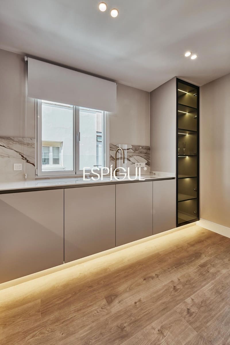 3 makuuhuone Asunto myytävänä paikassa Madrid kaupunki - 1 929 000 € (Ref: 10016251)