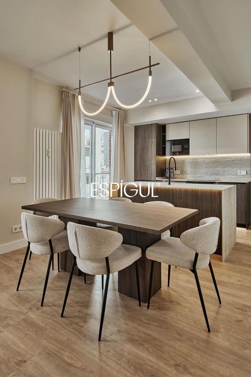 3 slaapkamer Flat te koop in Madrid stad met garage - € 1.809.000 (Ref: 10016253)